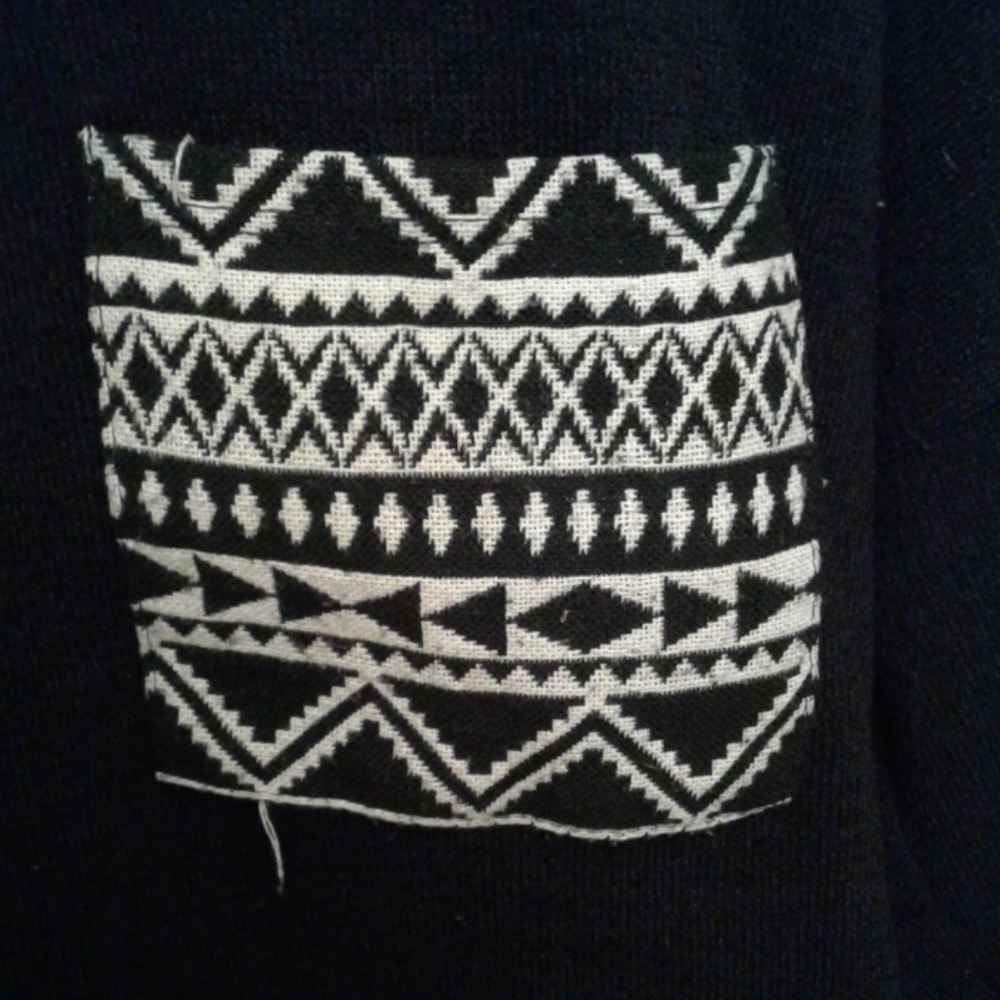 Sweater - Picture 4 of 4